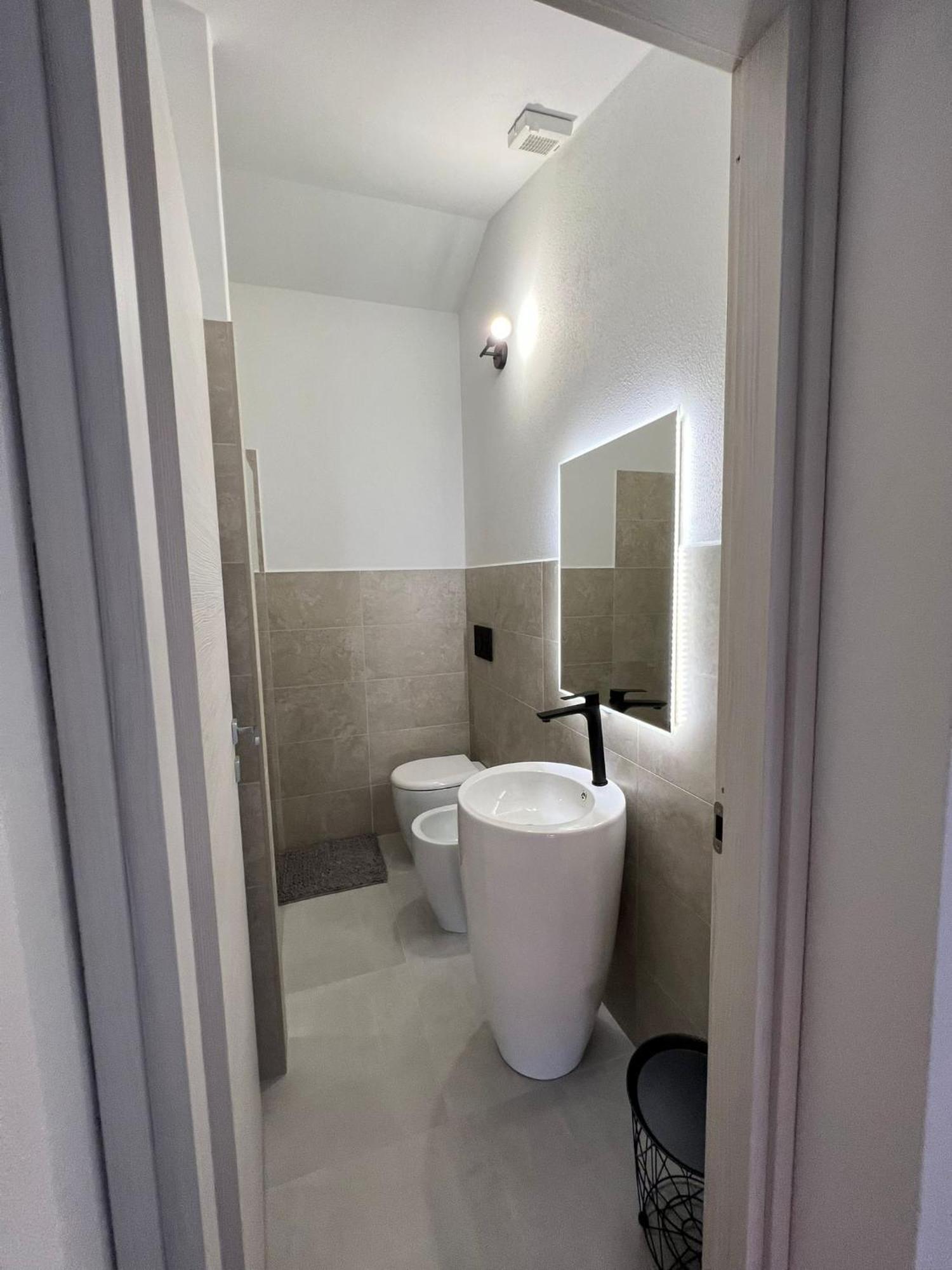 B-Guest House โอริสตาโน ภายนอก รูปภาพ