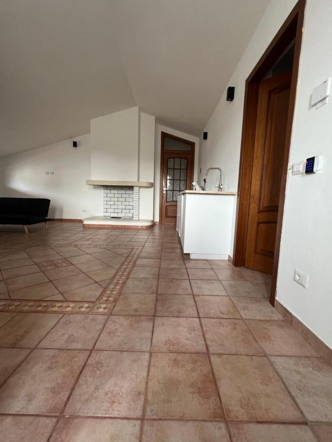 B-Guest House โอริสตาโน ภายนอก รูปภาพ