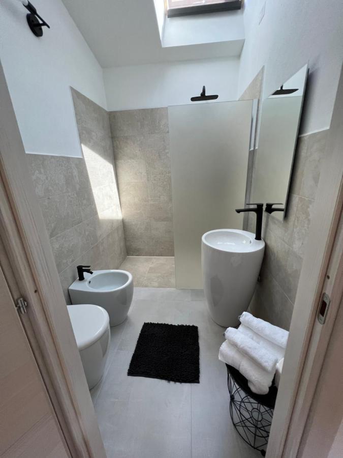 B-Guest House โอริสตาโน ภายนอก รูปภาพ