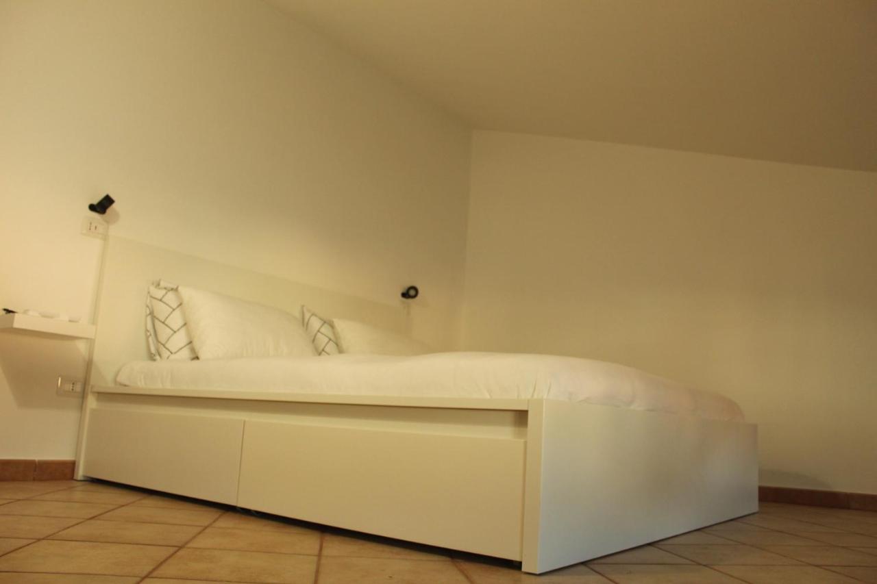 B-Guest House โอริสตาโน ภายนอก รูปภาพ